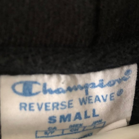Black Champion Sweater - Picture 4 of 4